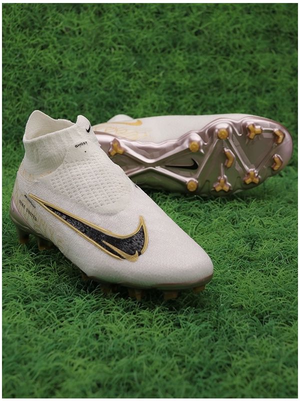 Nike Phantom GX Elite DF FG White Gold