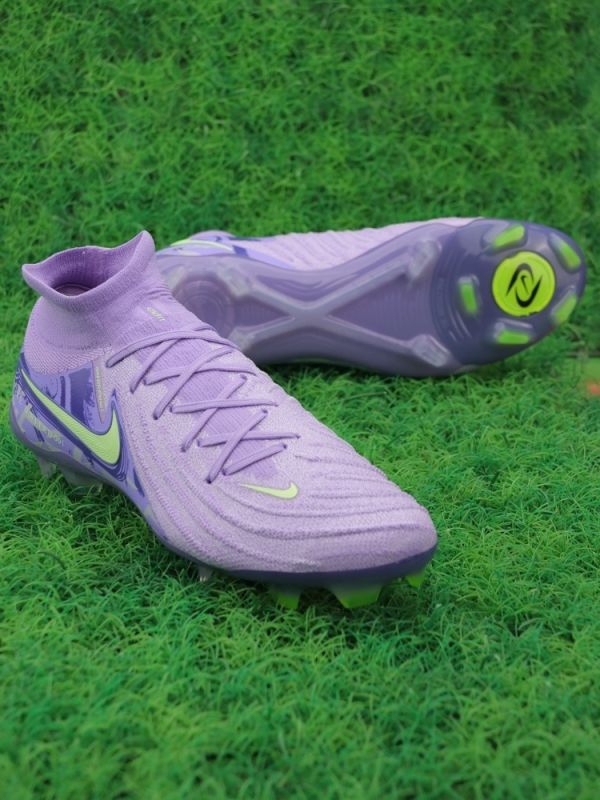 Nike Phantom Luna II Elite FG 2025 United